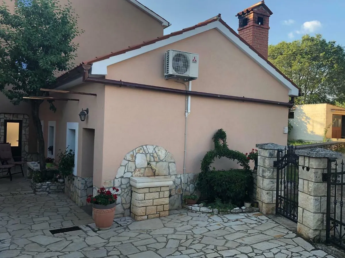 Teta Jana Apartment Smoljanci